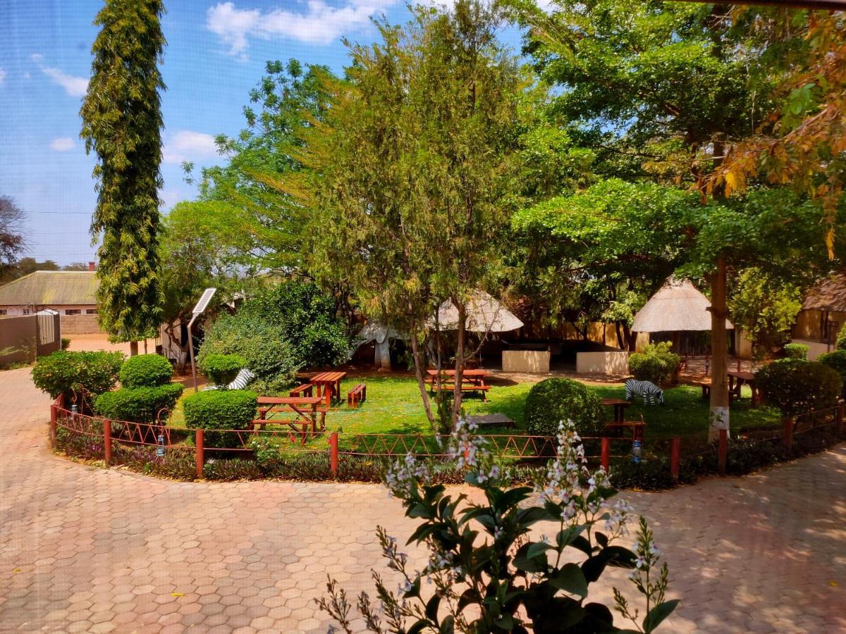 Golden Days Lodge Livingstone Kültér fotó